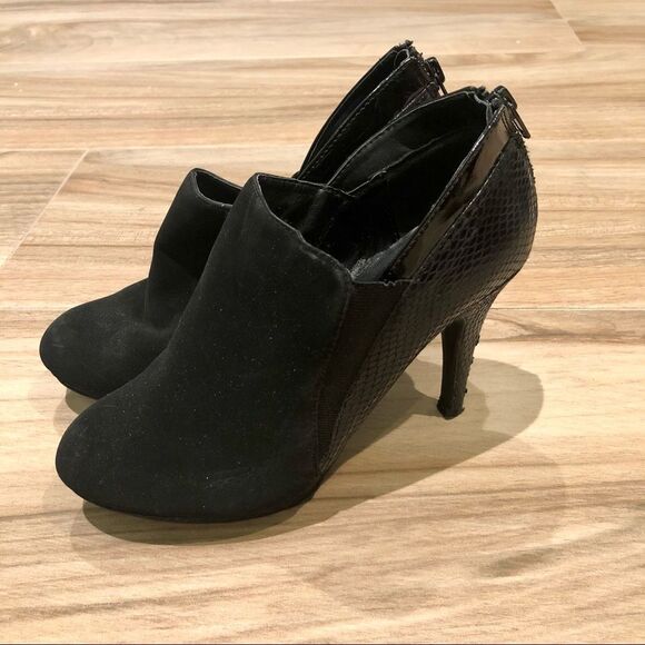 IMPO Black Booties Size 6 - Picture 1 of 7